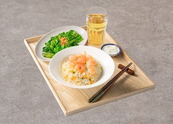 15.蝦仁炒飯經典餐-飲品套餐