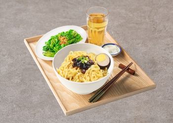 12油蔥拌麵經典餐-飲料套餐(內用)