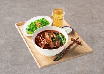 3. 麻辣蒜味半筋半肉經典餐